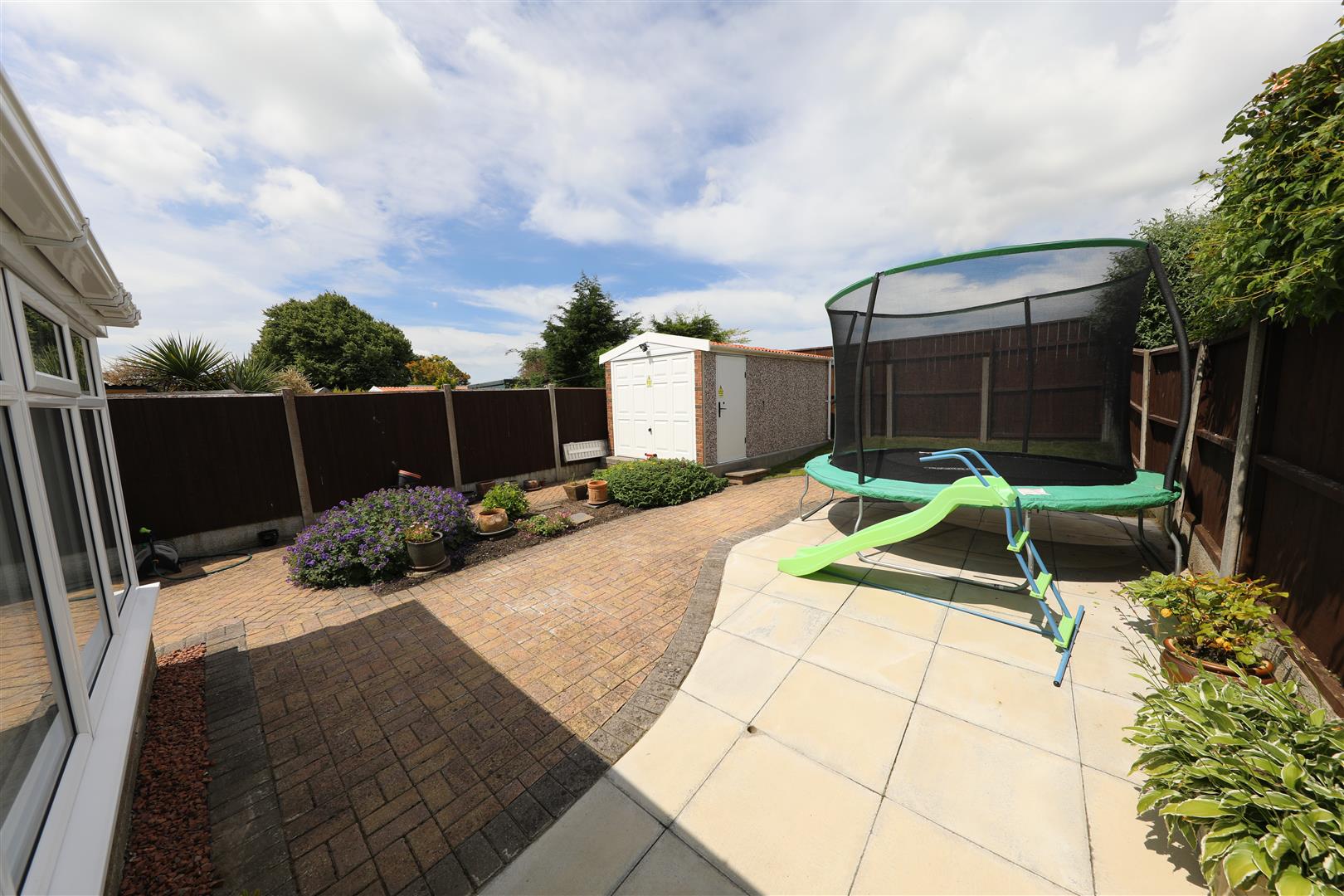 Evergreen Drive, Hull Symonds & Greenham